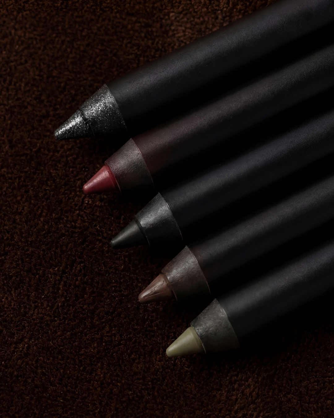 THE EYELINER PENCIL