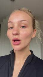 THE BRIGHTENING CONCEALER
