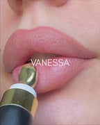 THE PLUMPING GLOSS